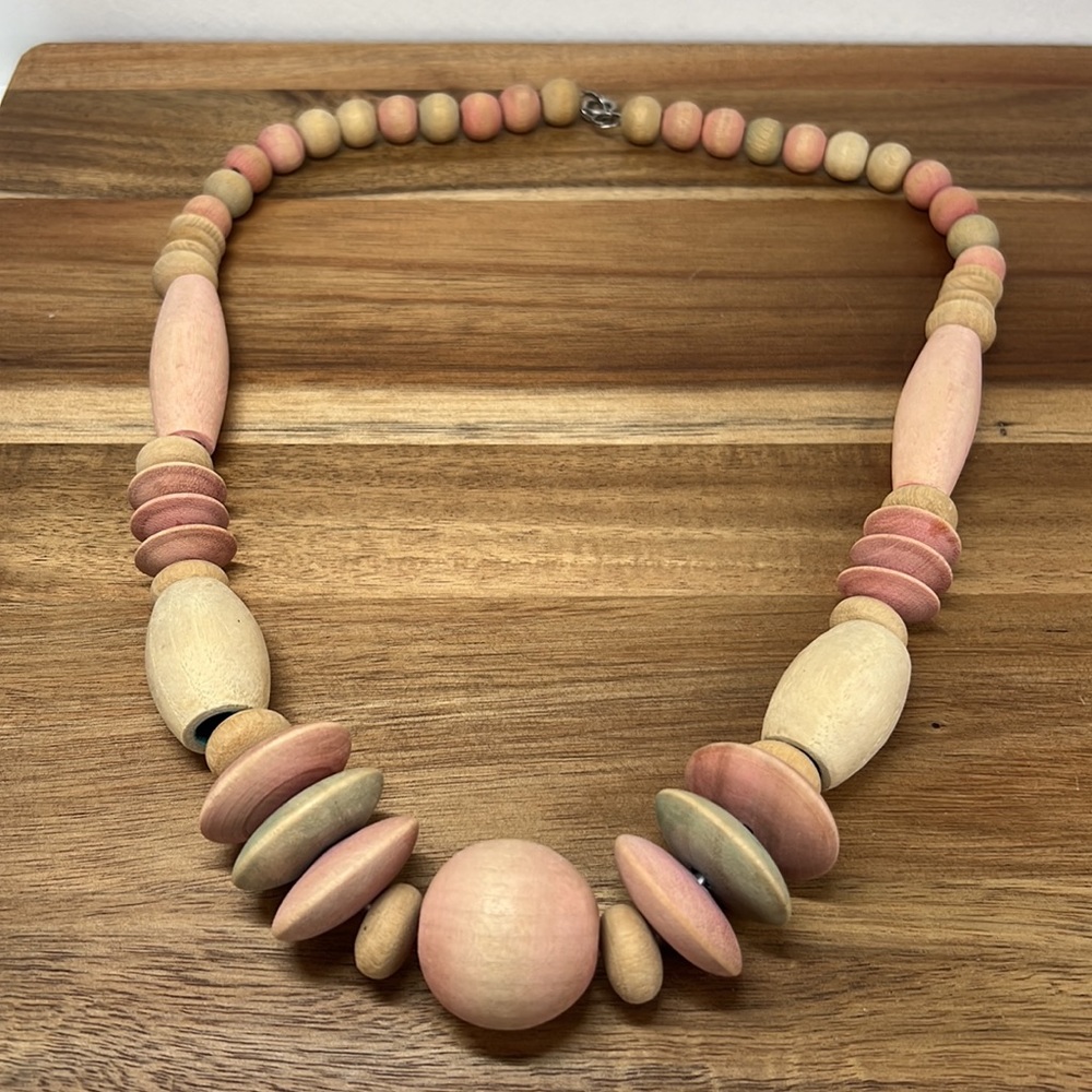 Vintage chunky wood bead necklace